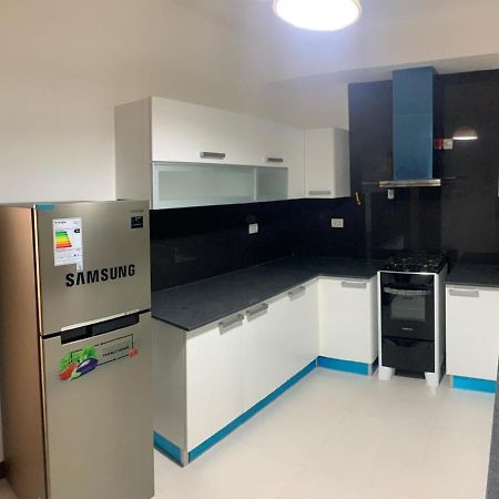Lujoso Apartamento En Zona Exclusiva! Tarija Eksteriør billede